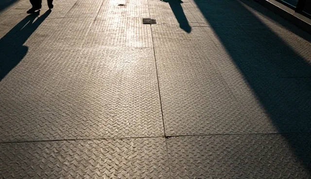 如何在成本控制中实现全流程跟进？